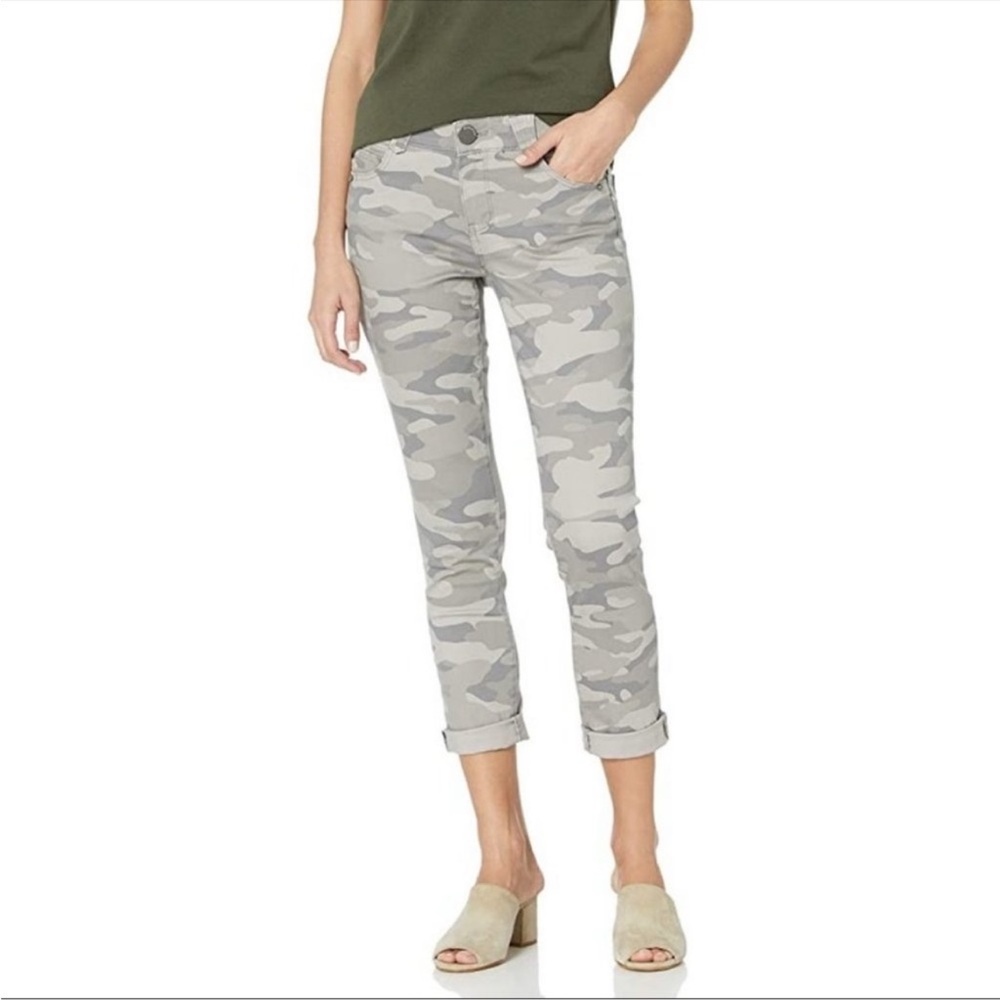 Democracy Ab Technology Pants Gray Camo Size 6